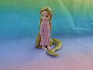 Figura o adorno de pastel de PVC Rapunzel para niños pequeños enredados de Disney - como está - Imagen 1 de 8