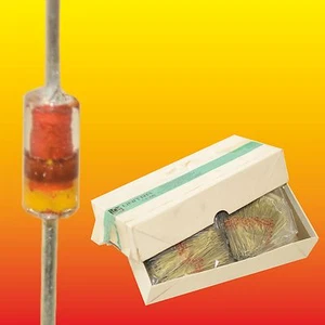 BAYP61 LOT OF 80 UNITRA CEMI PULSE AXIAL DIODE 200 mA 50 V ~ 1N4148  - Picture 1 of 1