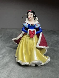 Vintage Snow White Disney Figurine Ornament Red Felt Cape ** Read** - Picture 1 of 12