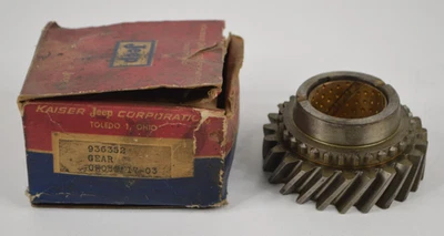 Jeep 936352 Second Gear for T90 T86E Warner Transmission 23 Tooth NOS OEM - Image 1 of 4