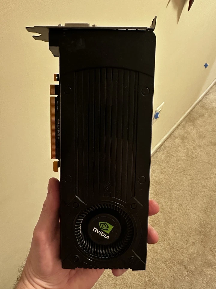 PNY GeForce GTX 960 4GB GDDR5 PCI Express 3.0 x16 SLI 支持显卡 VCGG — 第 1/3 张图片