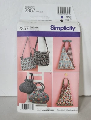 Simplicity 2347 sewing pattern tote handbag Reversible Hoodie's Collection uncut - Image 1 of 3