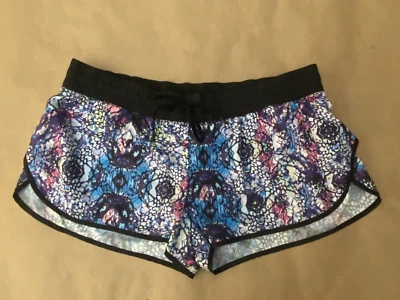 Pantalones Cortos Lorna Jane Diseño Multicolor/Negro Talla Grande Nuevos Sin Etiquetas Foto 1 de 4