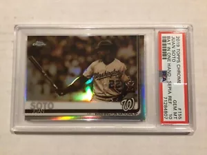 2019 Topps Chrome JUAN SOTO Sepia Refractor #155 Bat In One Hand PSA 10 Gem Mint - Bild 1 von 2