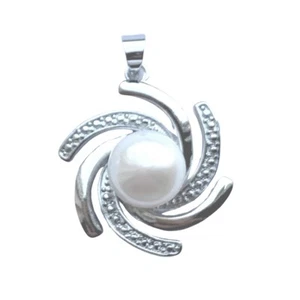 9mm Flower White Pearl Pendant Necklace Genuine Cultured Freshwater - Picture 1 of 2