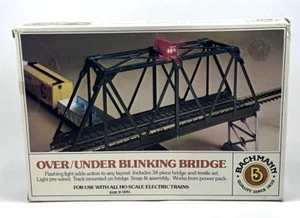 Bachmann Sobre Bajo Puente Parpadeante Tren Pista Caja Abierta NUEVO - Imagen 1 de 4
