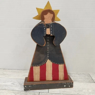Estatuilla de madera pintada a mano Dama Libertad arte popular rojo blanco azul estrella Foto 1 de 4