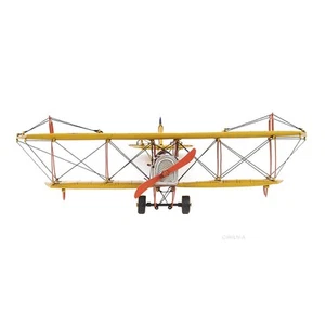 1918 Yellow Curtiss JN-4 1:24 - Picture 1 of 18