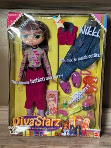 DIVA STARZ NIKKI bambola parlante interattiva 2002 nuova con scatola sigillata Mattel - Foto 1 di 7