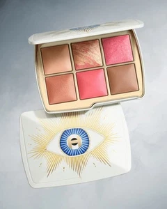 Hourglass Ambient Lighting Palette EVIL EYE limited holiday edition - Picture 1 of 3