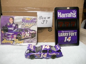 1/24 Action nascar 2001 Larry Foyt  #14 Harrahs in collector tin - Picture 1 of 3