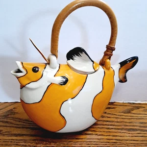 Vintage Orange and White Teapot With Wood Handle Animals & Co 1984 - Picture 1 of 14