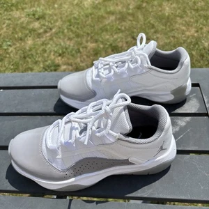 Women's Nike Air Jordan 11 CMFT Low Cement Grey White DV2629-101 sz 6 New - Bild 1 von 18