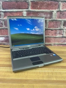 Dell Latitude D600 Retro Gaming Laptop Pentium M 1.60GHz 1GB RAM Windows XP Pro - Picture 1 of 12