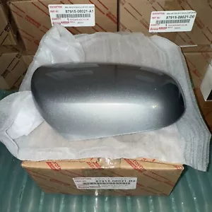 2011-2020 Toyota Sienna Right Side Mirror Cover , Silver Color,color Code 01J9 - Picture 1 of 6