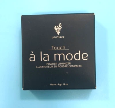 Younique Touch A La Mode OPALINE Power Luminizer Face Compact  New in Box - Image 1 of 4