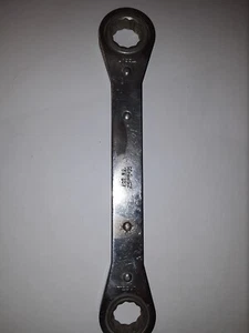 Proto 5/8" x 11/16" Ratcheting Double End Box Wrench 12 Point USA Made 1194 - Foto 1 di 23