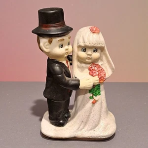 Cute Vintage Ceramic Figurine Bride And Groom 6" Cake Topper - Picture 1 of 8