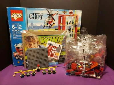 LEGO CITY ESTACIÓN DE BOMBEROS 60004 CAMIÓN HELICÓPTERO ESTACIÓN DE BOMBEROS DÁLMATA *HOMBRES EXTRA* Foto 1 de 4