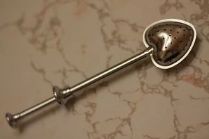 HEART TEA SPOON FILTER INFUSER VALENTINES LOVE - Picture 1 of 3