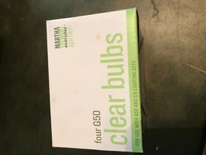 RARE 4 MARTHA STEWART EVERYDAY GARDEN G50 & C9 CLEAR BULBS LIGHTING 2004 BOX - Picture 1 of 4
