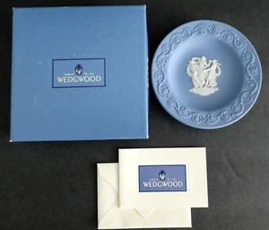 Wedgwood Jasperware THE 3 GRACES Round Small Tray Arabesque Pin Dish NIB Blue - Picture 1 of 10
