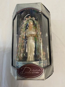 Carlton Cards Heirloom Collection 10thAnnivessary Diana Princess Whales Ornamen - Picture 1 of 2