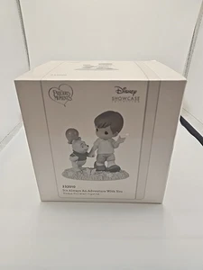 PRECIOUS MOMENTS DISNEY Figur Christopher Robin Winnie Puuh Bär 232010 - Bild 1 von 2