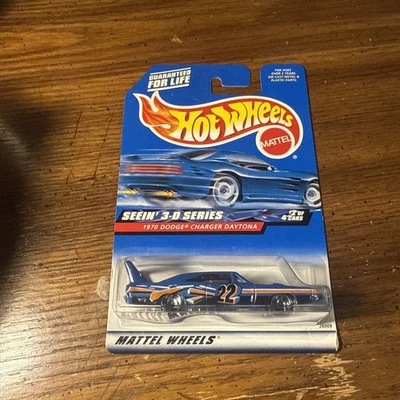 Dodge Charger Daytona 1970 serie 3D Seein 1999 #2 de 4 autos Hot Wheels Foto 1 de 4