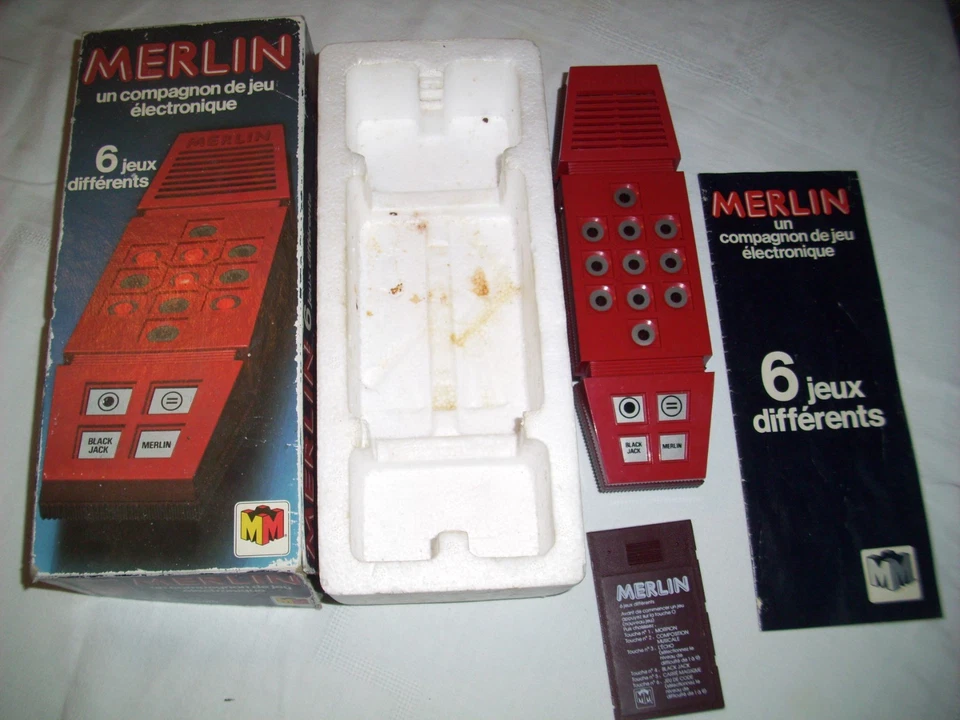 Jeu electronique vintage Merlin en boite et notice - Photo 1/2