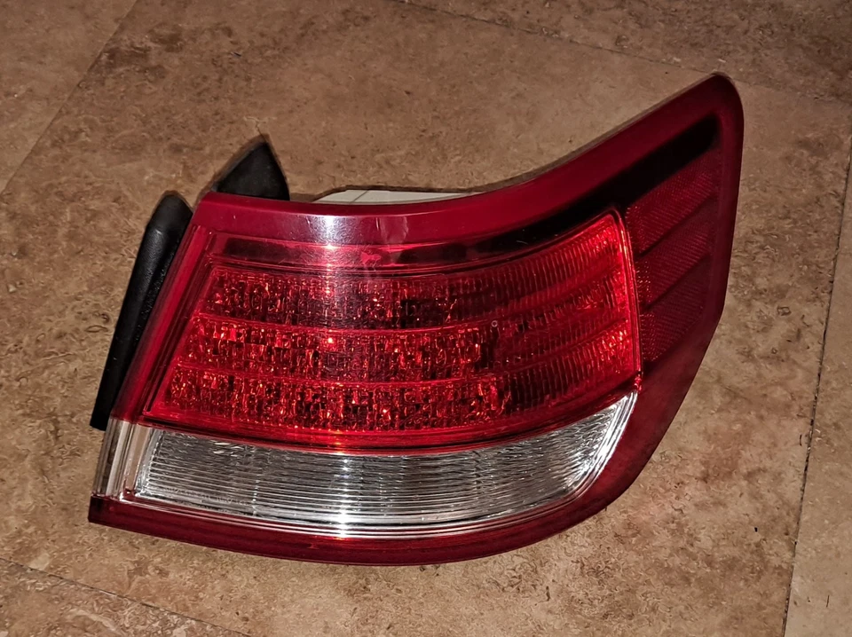 *TESTED* 2010-2012 Lincoln MKZ LED Tail Light Passenger Right Side 2011 Foto 1 de 4