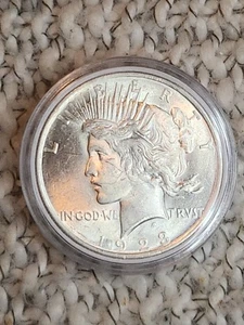 Silberstück Dollar 1923 P. Fast Stempelglanz. Sehr schön! - Bild 1 von 4