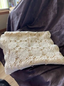 Table Runner Crochet Beige in Color 4' 4.10" - Picture 1 of 1
