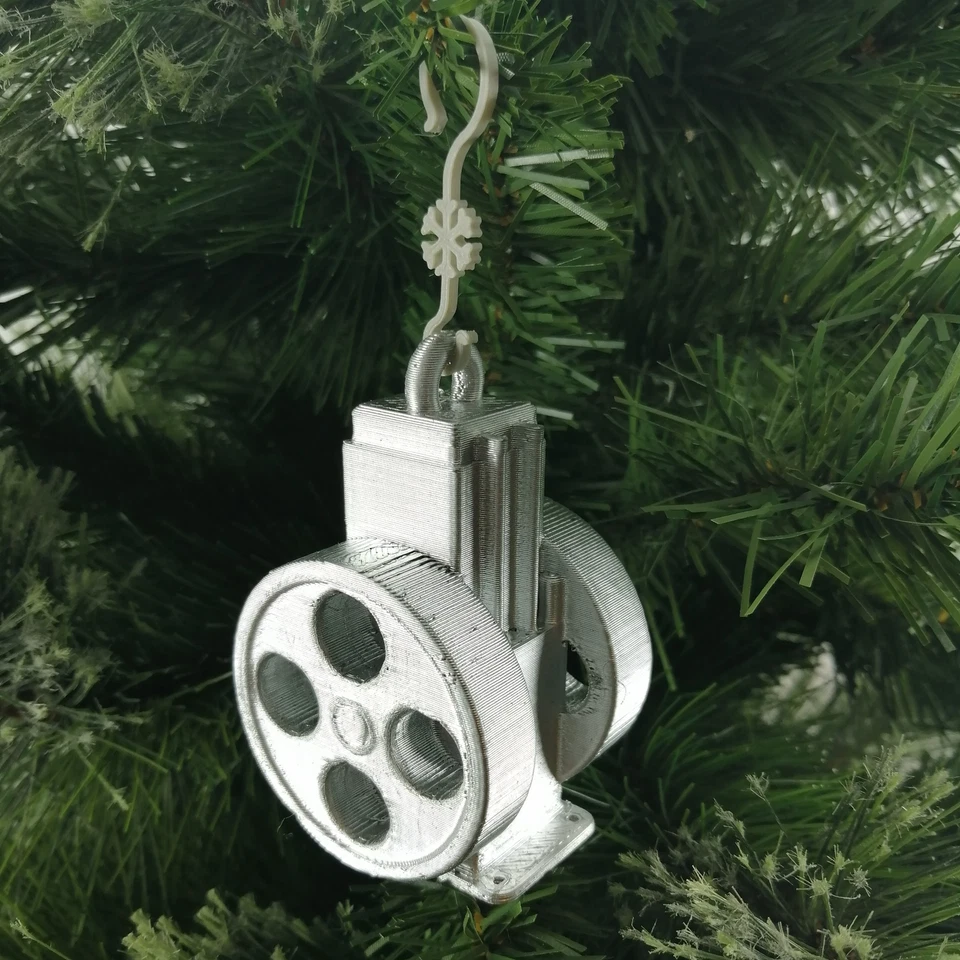 3D CABIN Lister Stationary Engine Christmas Tree Bauble Silver