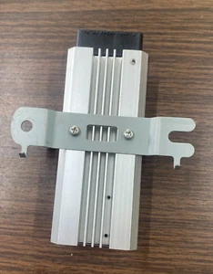 2011-2013 INFINITI QX56 QX80 FUEL PUMP CONTROL MODULE UNIT OEM - Picture 1 of 4