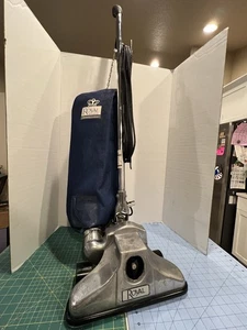 Royal Everlast Anniversary Edition MRY 8300 Staubsauger blau funktioniert super - Bild 1 von 15