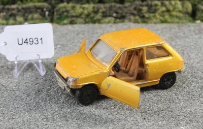 Corgi #293 Yellow Renault 5TS Car Very Worn Poor to Fair FNQHotwheels U4931 - image 1 of 4