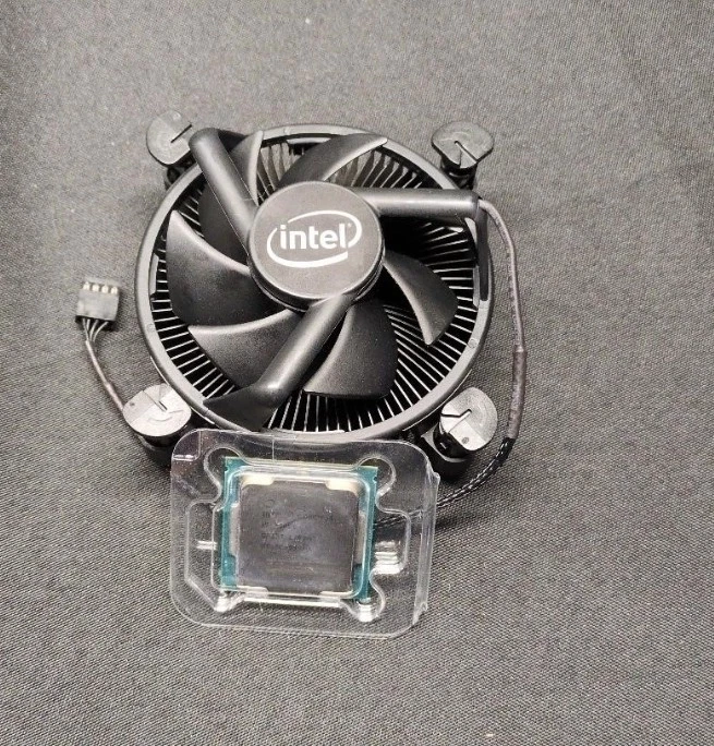 Intel Core i5-7500T (2.7 GHz) - Image 1 of 2