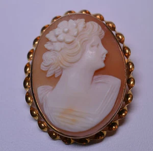 ANTIQUE 10K YELLOW GOLD SHELL CAMEO PIN PENDANT W/ FLOWER IN HAIR & TWIST BORDER - Picture 1 of 4