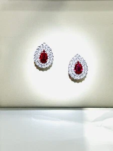 Orecchini In Oro 18 Carati Con Rubini E Brillanti - Imagen 1 de 8
