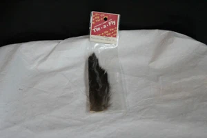 NERZSCHWANZ FLIEGENBINDEMATERIAL PREMIUM CA. 6" BRAUN RAYMOND RUMPF & SON - Bild 1 von 1