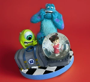 Monsters Inc Schneekugel Disney Pixar Figur Waterglobe Sully Boo & Mike - Bild 1 von 11