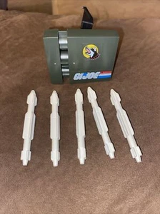 GI JOE MEAN DOG 1988 COMPLETE MISSILE BOX WITH PIVOT LEDGE WITH 5 MISSILES - Picture 1 of 9
