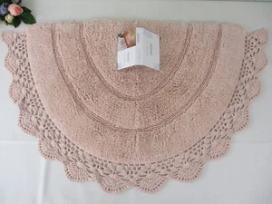 NEW Shabby Chic Rachel Ashwell Petal Pink Half Round Crochet Bathmat Rug 20 X 32 - Picture 1 of 8