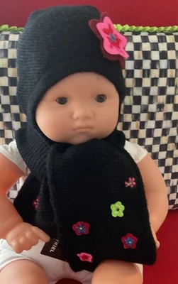 SONIA RYKIEL BEBÉ NIÑA NEGRO TEJIDO INVIERNO SOMBRERO BUFANDA/FIELTRO FLORES NUEVO CON ETIQUETAS Foto 1 de 4