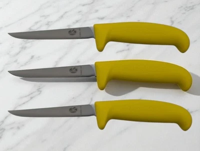Juego de 3 cuchillos para deshuesar aves Victorinox 4" hoja de acero inoxidable mango amarillo Foto 1 de 4