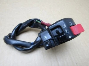 Kawasaki ZX-9R Ninja C2 1999 40,629 miles right handlebar switchgear (14654) - Picture 1 of 7