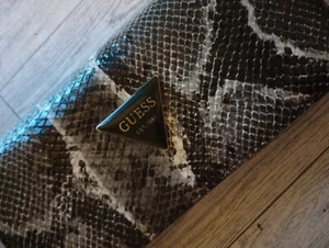 GUESS FAUX-SNAKESKIN SLIM WALLET BIFOLD BLACK & GREY - Picture 1 of 6