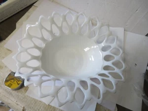 Westmoreland Glass Bowl Doric White Lace Edge Console Bowl Vintage Home Decor - Picture 1 of 8