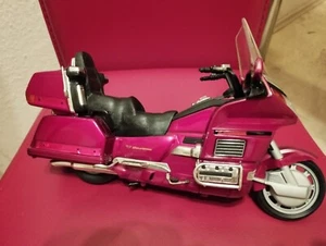 Honda Gold Wing GL 1500/6 1:18 Modell Motorrad - Bild 1 von 5